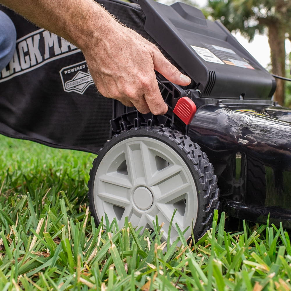 Black Max 21-inch Walk-Behind Push Mower with 140cc 500 Series Briggs & Stratton Engine