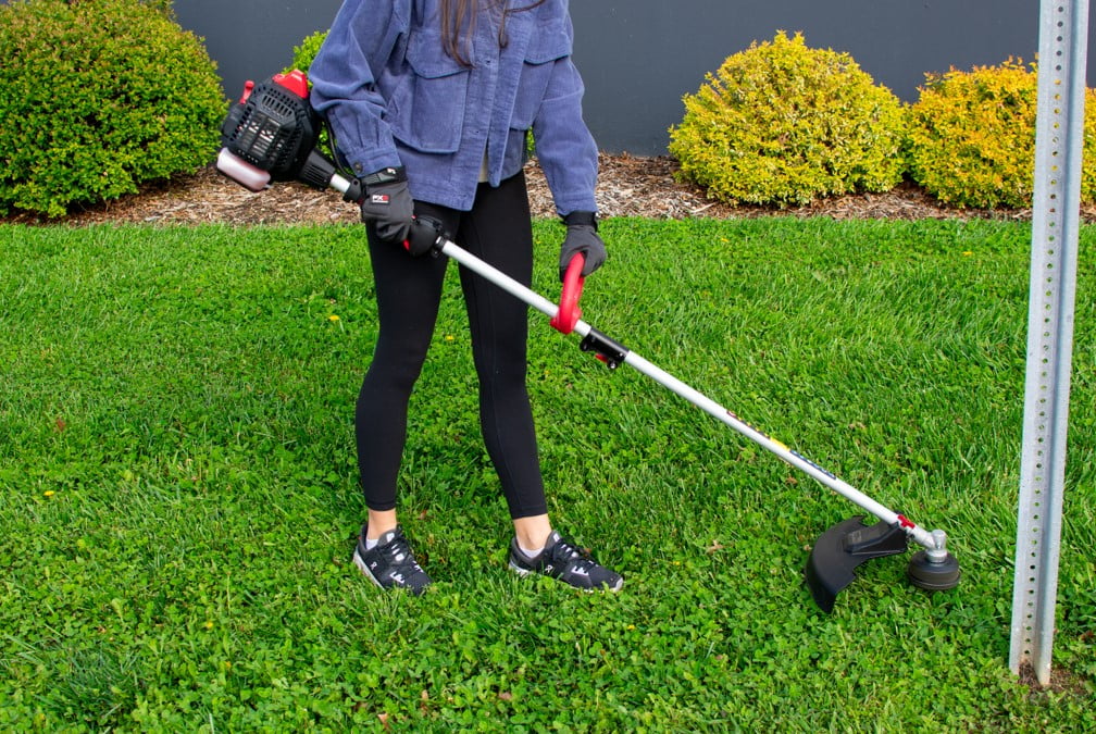 Hyper Tough 26cc 2 Cycle Gas Powered 18" Straight Shaft String Trimmer