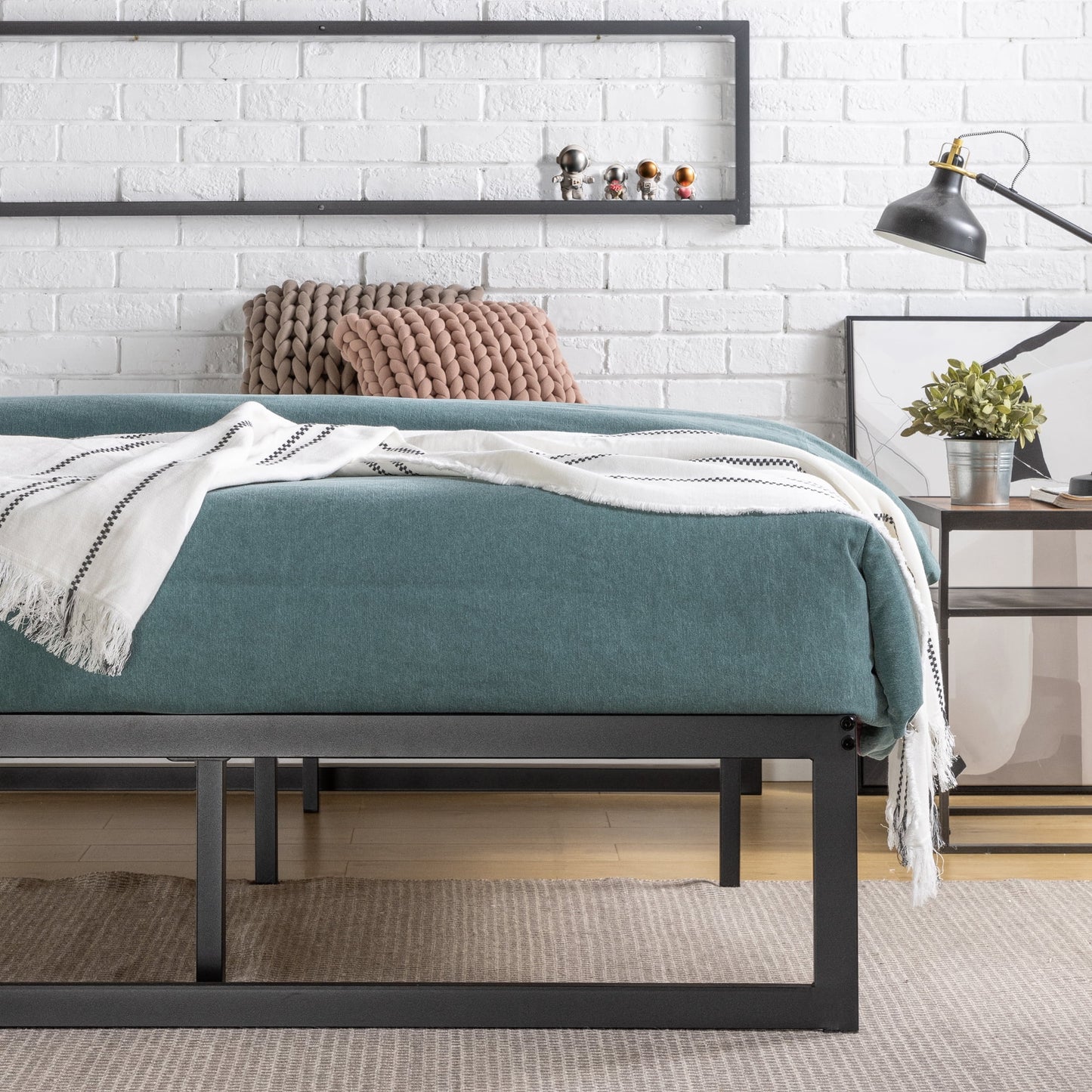 Zinus Abel 14" Metal Bed Frame with Steel Slat Support Full