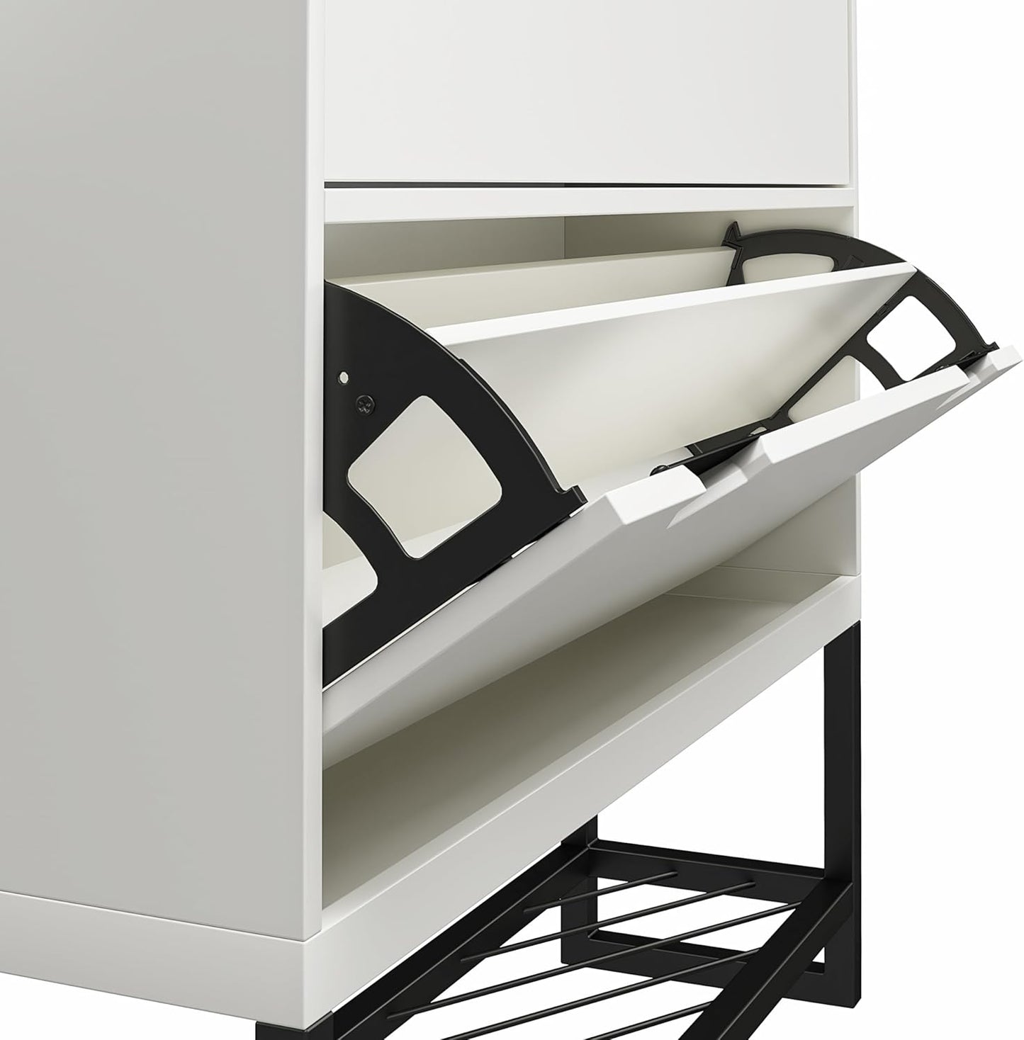 CosmoLiving by Cosmopolitan Brielle Entryway Shoe Storage, White