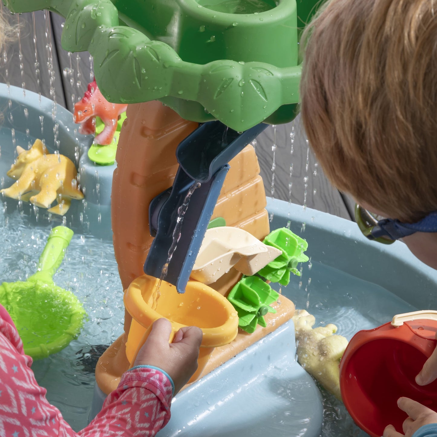 Step2 Dino Showers Multi-color Plastic Water Table for Toddlers with 13-Piece Playset